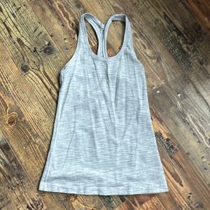 Lululemon tank size 6